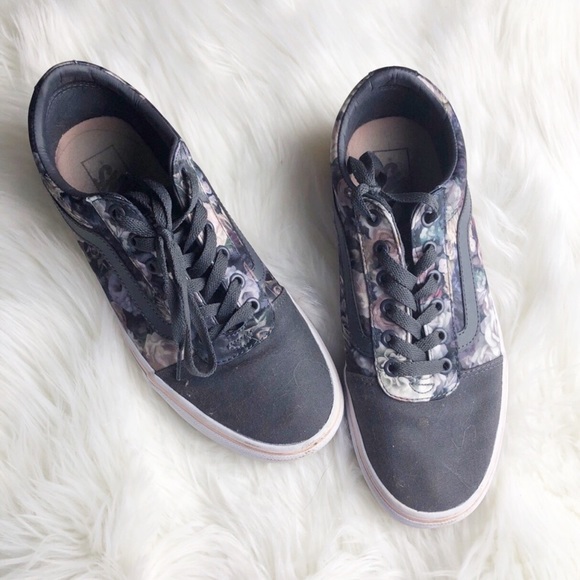 Shoes - VANS Old Skool flowers women’s shoes 10